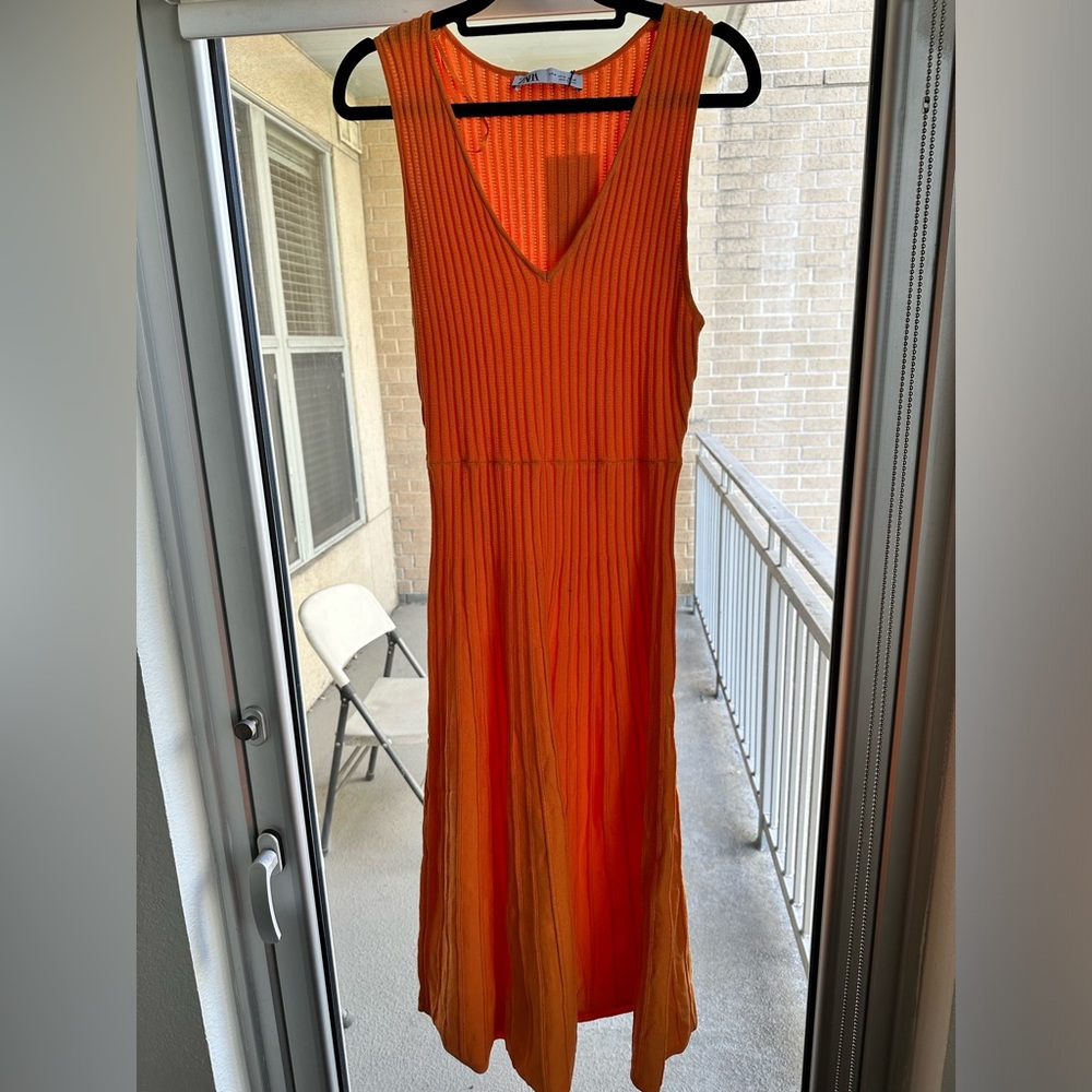 NWT ZARA SIZE medium knit sleeveless dress midi orange